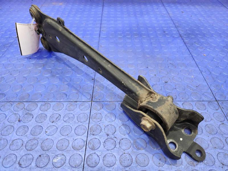 2010 Toyota RAV4 Lower Control Arm Rr
