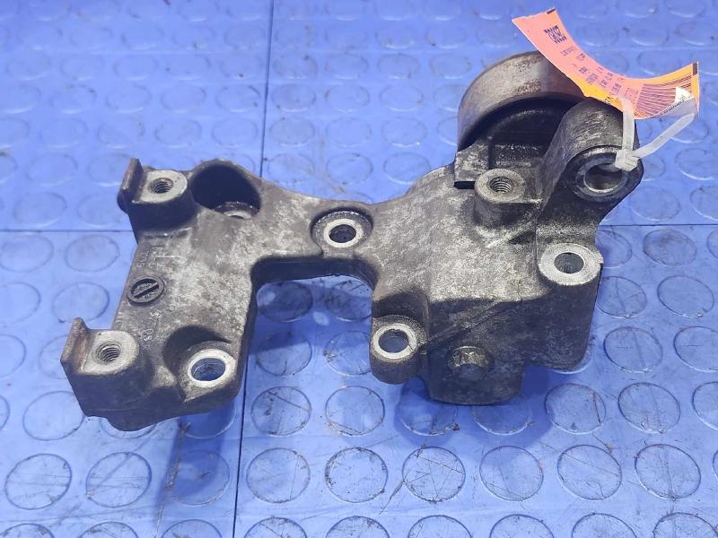 2009 Toyota Tacoma Engine Belt Tensioner