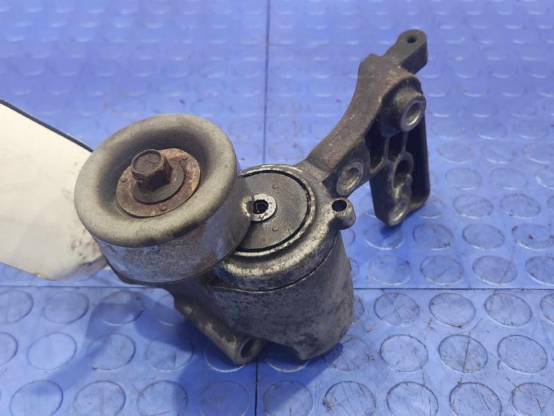 2009 Toyota Tacoma Engine Belt Tensioner