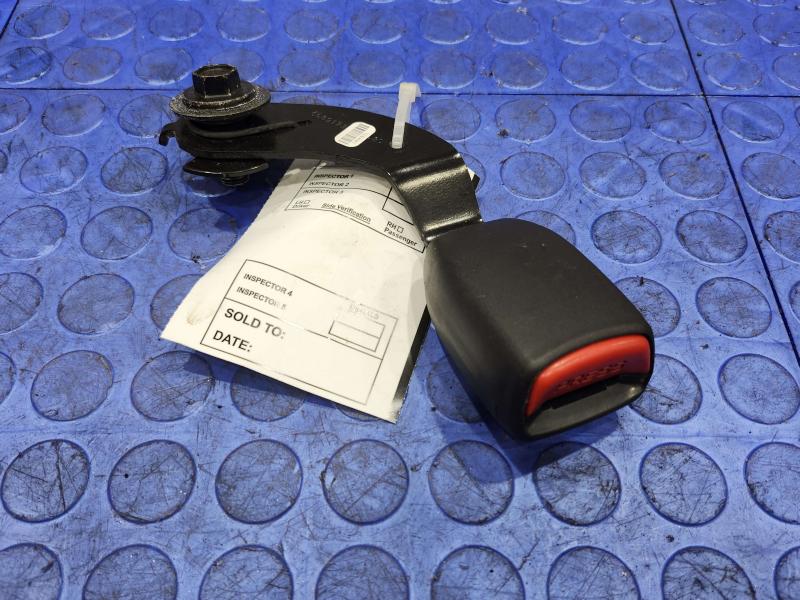 2011 Honda Pilot Rear Seat Belt