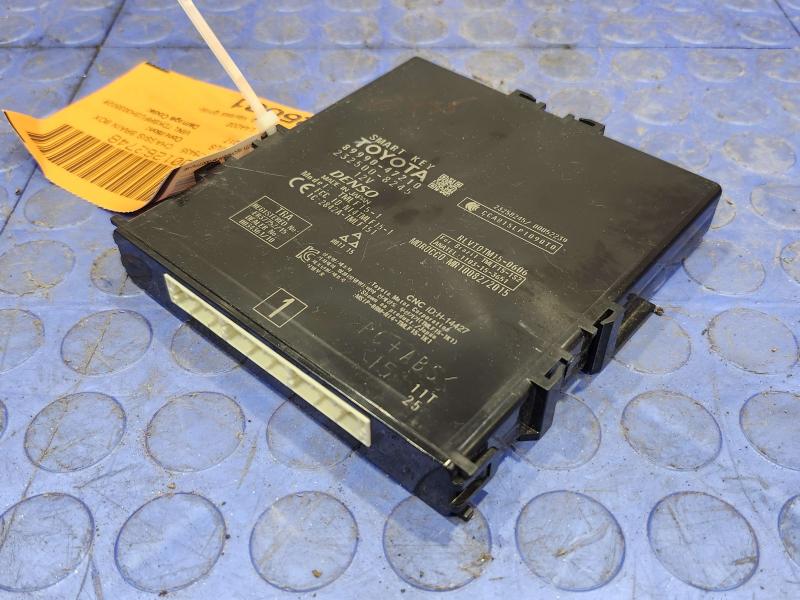 2016-2018 Toyota Prius 1.8L Smart Key Control Computer Module OEM 89990-47210