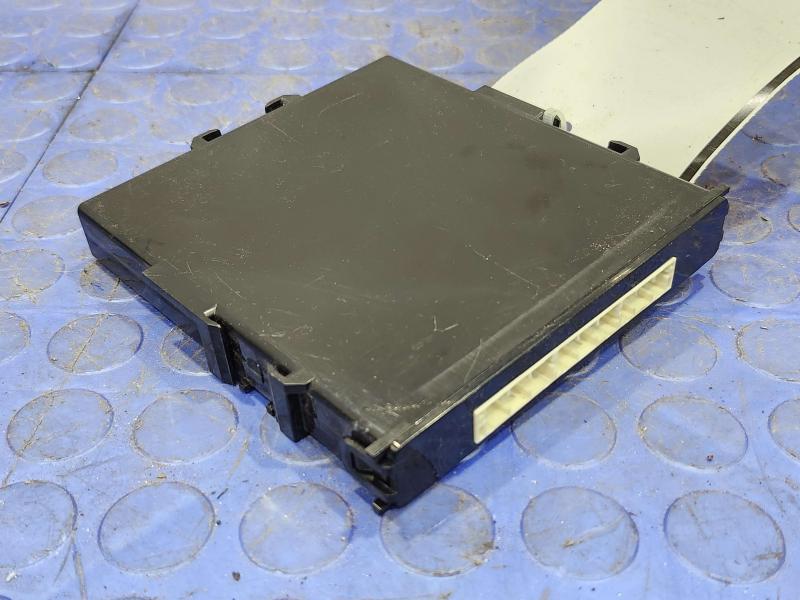 2016-2018 Toyota Prius 1.8L Smart Key Control Computer Module OEM 89990-47210