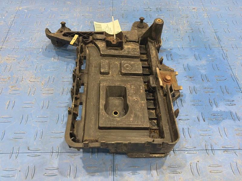 2015 Volkswagen Passat Battery Tray