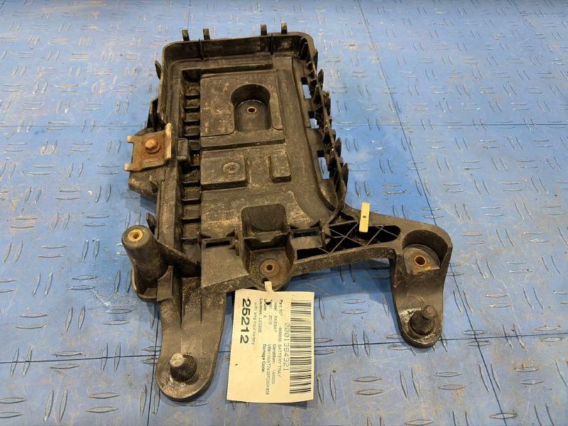 2015 Volkswagen Passat Battery Tray