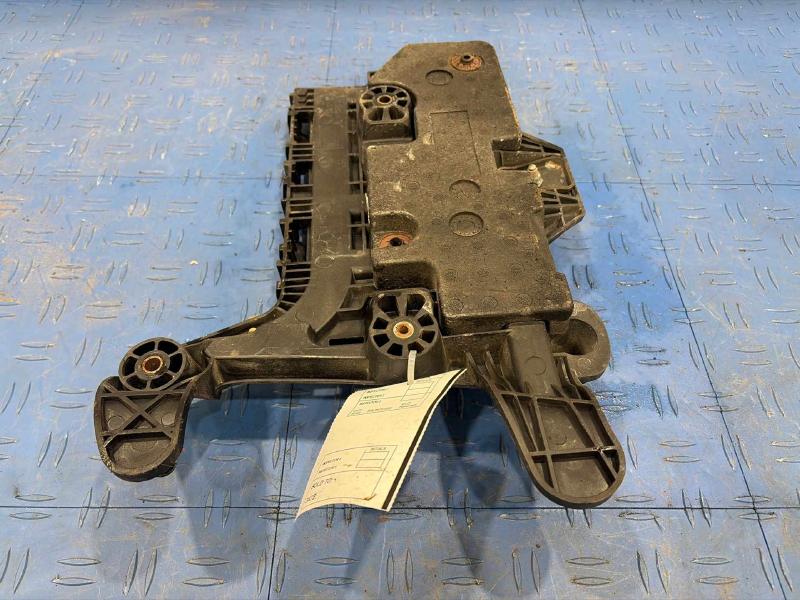 2015 Volkswagen Passat Battery Tray