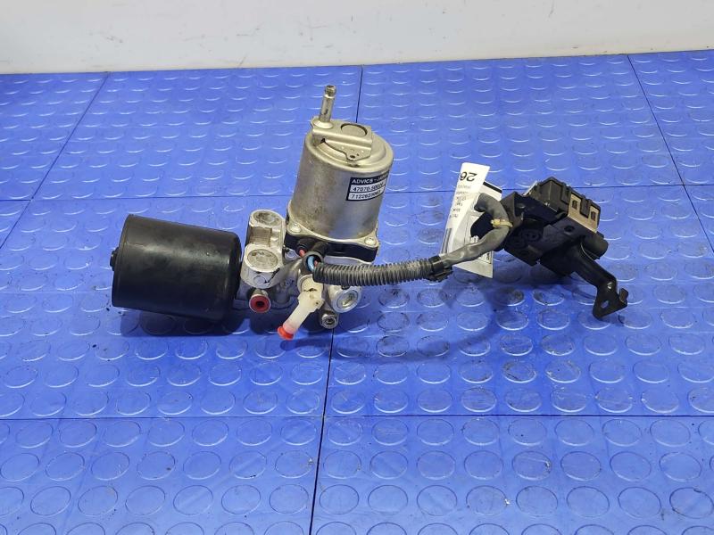 2008 Lexus LS 460 Power Brake Booster