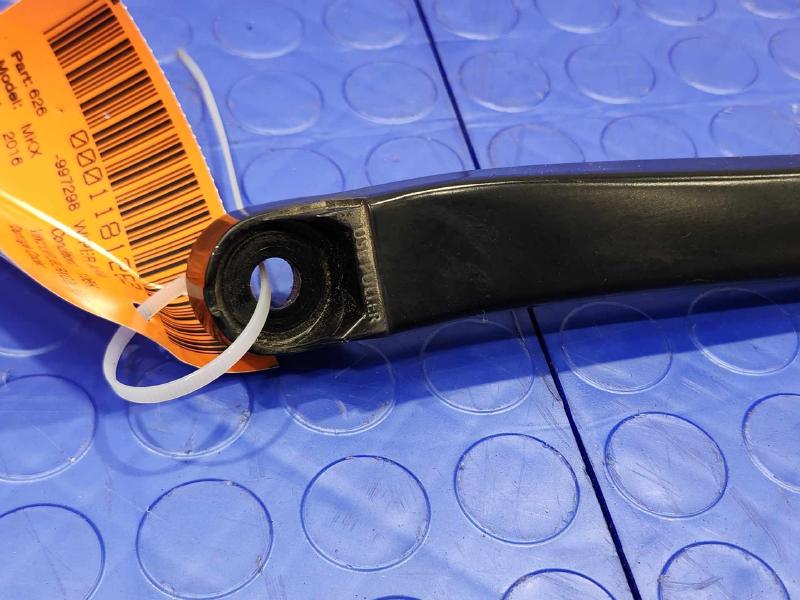 2016-2018 Lincoln MKX Windshield Wiper Arm Right Passenger Side OEM FA1Z17526B
