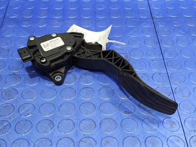 2016 Nissan Rogue Pedal Assembly