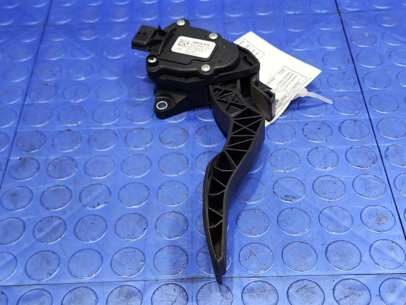2016 Nissan Rogue Pedal Assembly