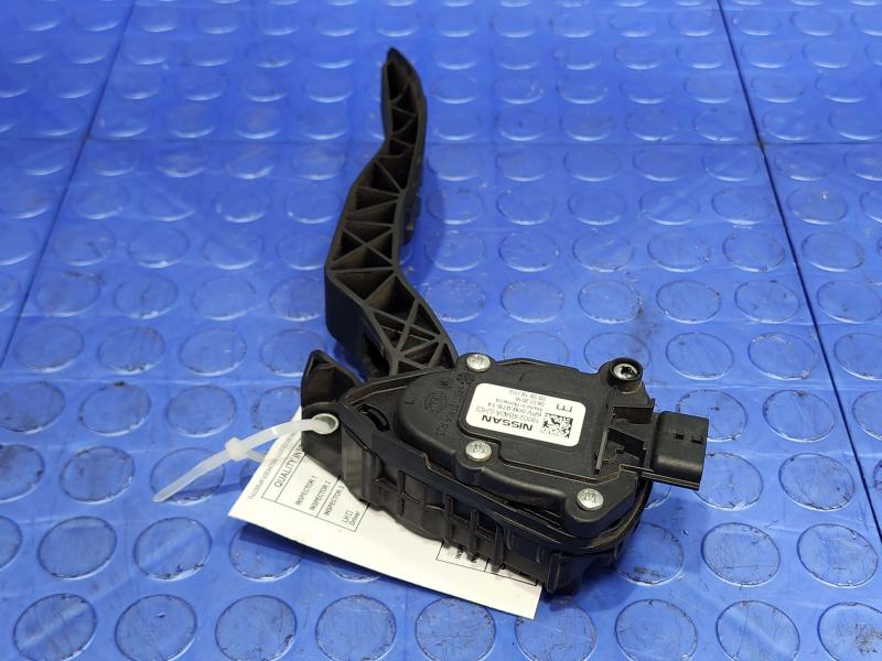 2016 Nissan Rogue Pedal Assembly