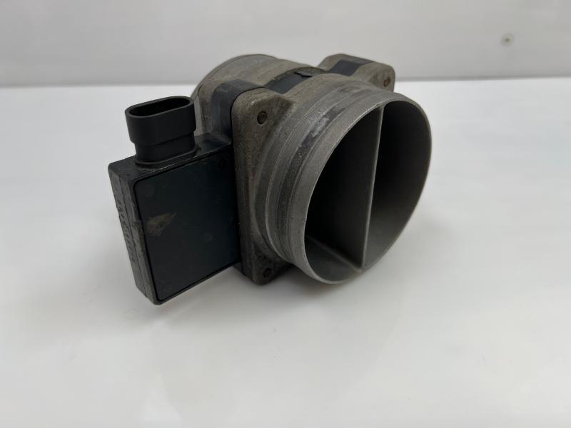 2001 Chevrolet Express 3500 Air Flow Meter