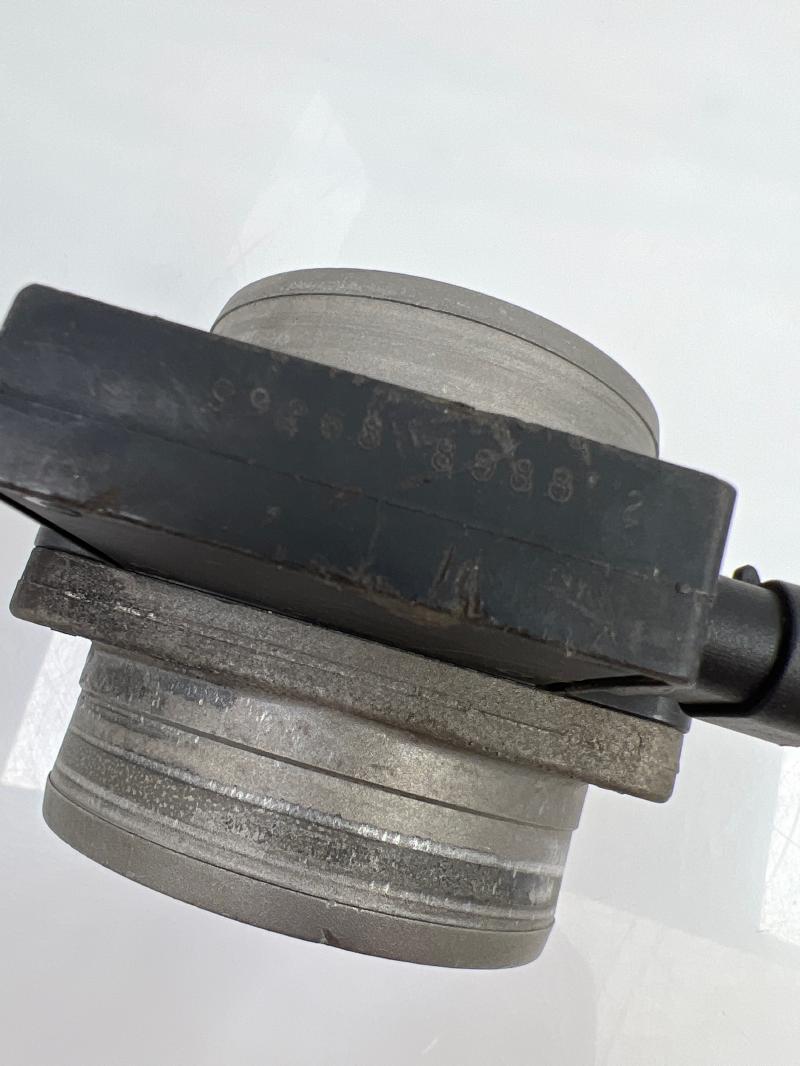 2001 Chevrolet Express 3500 Air Flow Meter