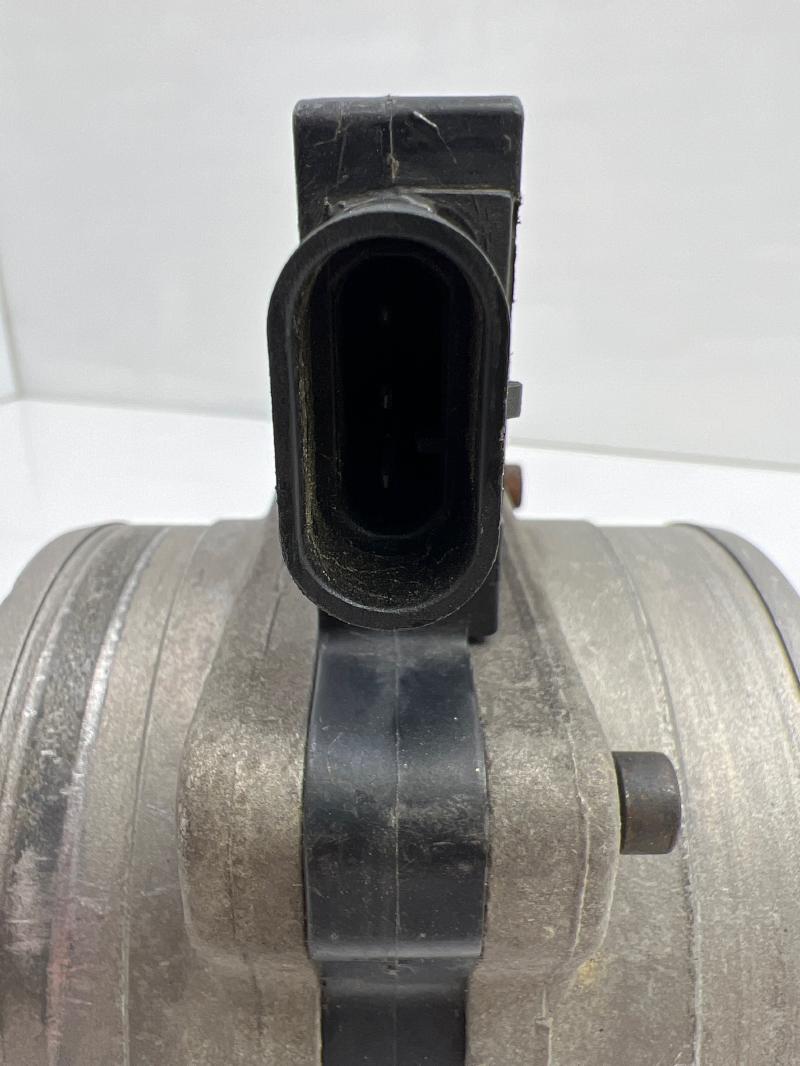 2001 Chevrolet Express 3500 Air Flow Meter