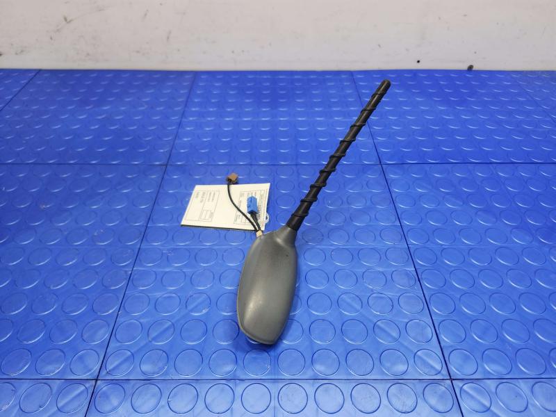 2013 Infiniti FX35 Antenna