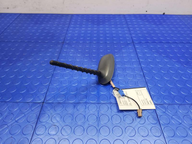 2013 Infiniti FX35 Antenna