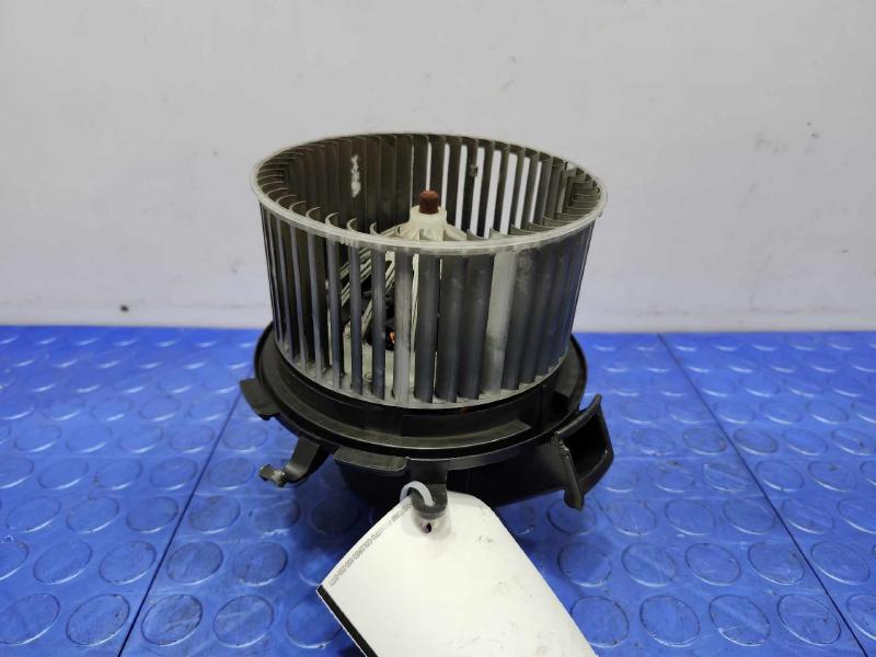 2014 Mercedes Sprinter Blower Motor
