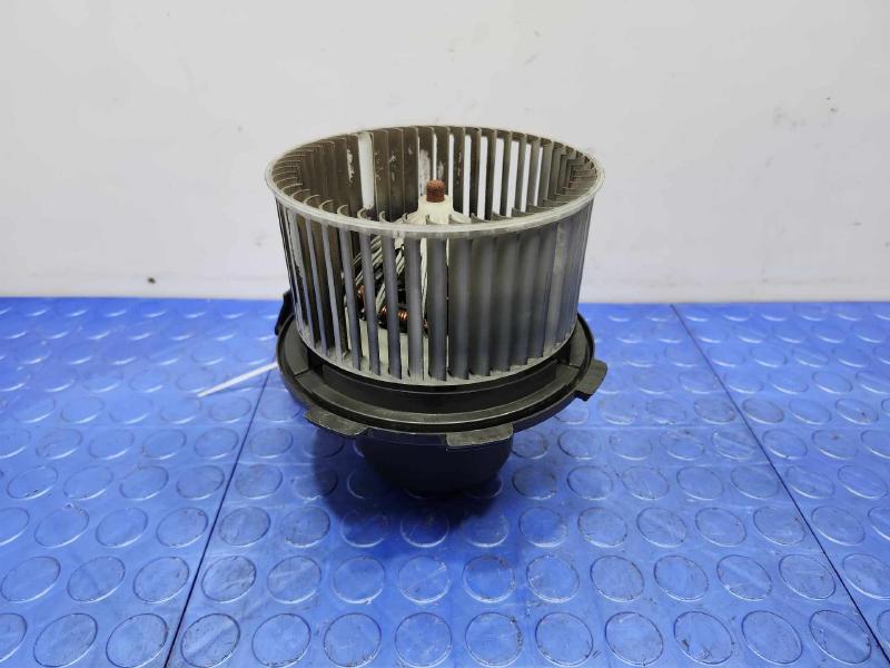 2014 Mercedes Sprinter Blower Motor