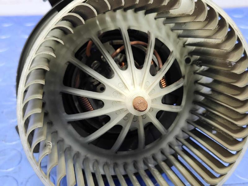 2014 Mercedes Sprinter Blower Motor