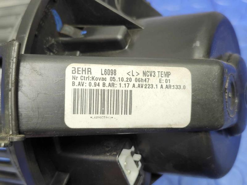 2014 Mercedes Sprinter Blower Motor