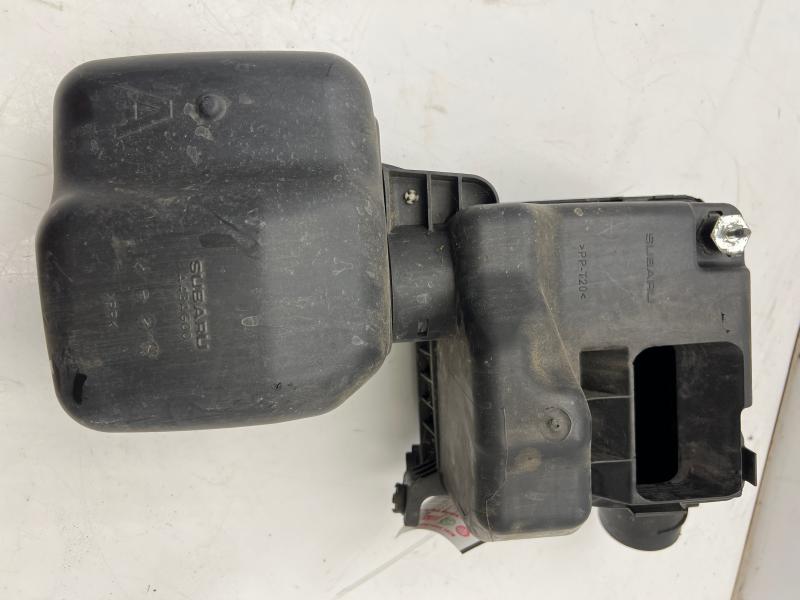 2005 - 2007 Subaru Outback 2.5L Air Cleaner Box Assembly OEM 46052AG05A 46052AG04A