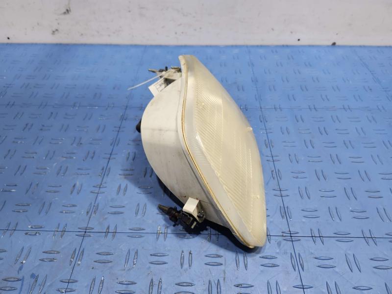 2001 Ford F-150 Headlamp Assembly