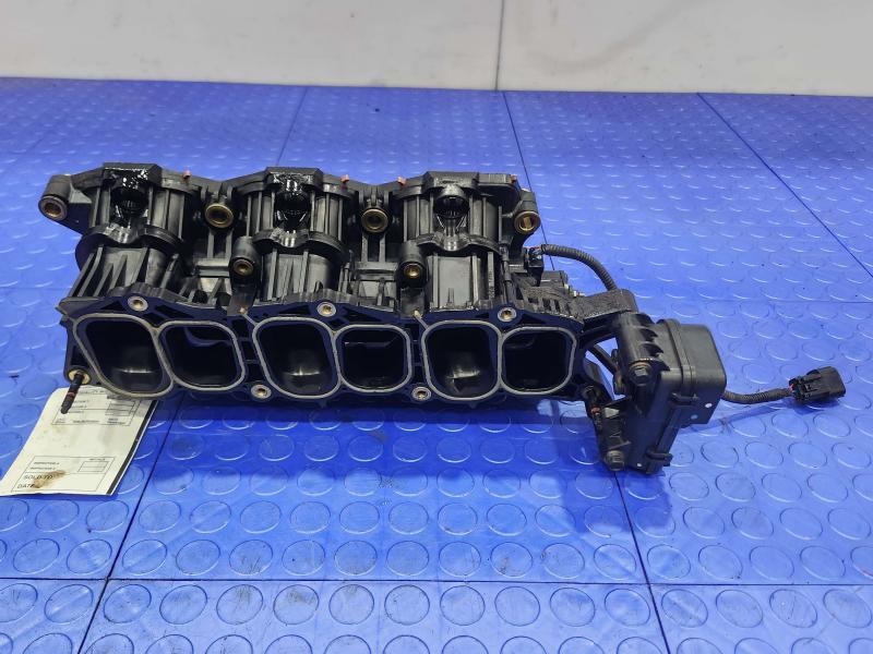2011 Kia Sorento Intake Manifold