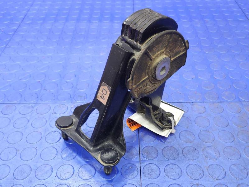 2011-2015 Toyota Prius Rear Engine Mount Insulator Genuine OEM 12371-37250
