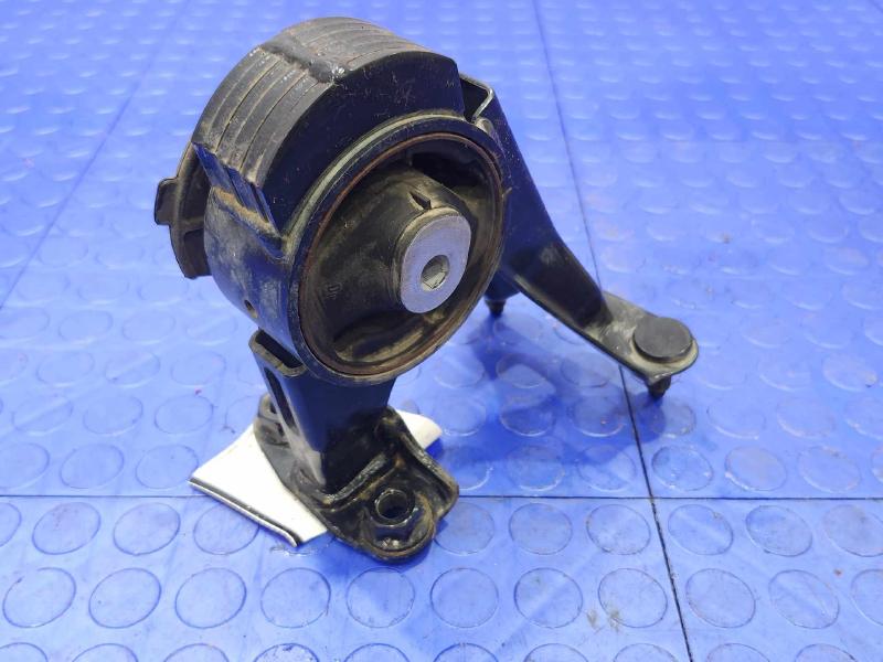 2011-2015 Toyota Prius Rear Engine Mount Insulator Genuine OEM 12371-37250