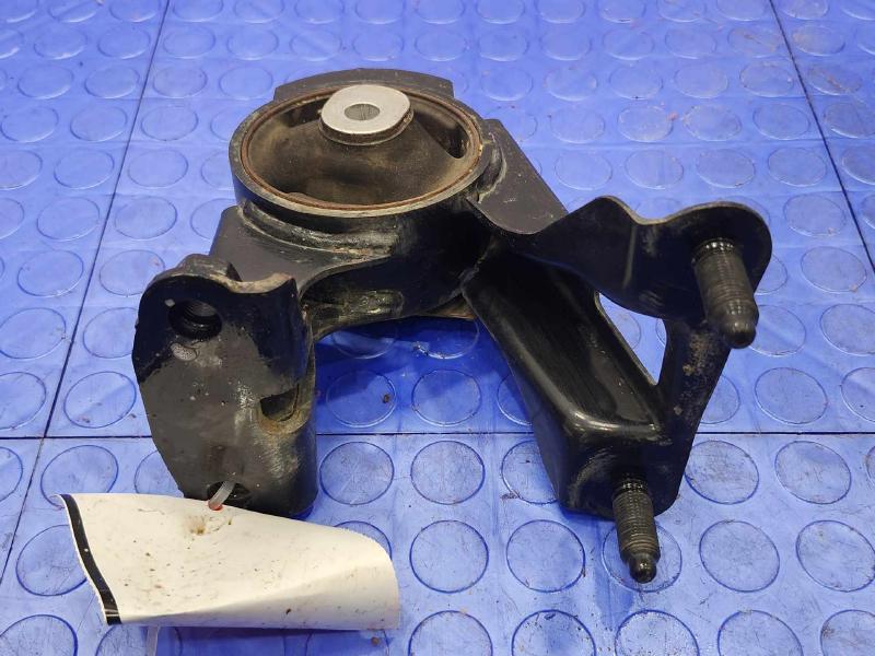 2011-2015 Toyota Prius Rear Engine Mount Insulator Genuine OEM 12371-37250
