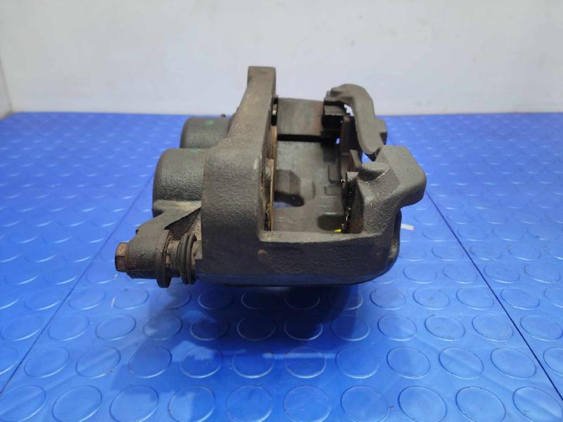2013 Ford F-350 Super Duty Caliper