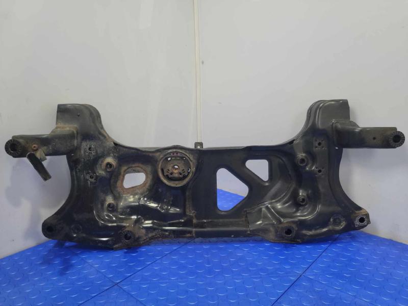 2014 Volkswagen Passat Crossmember/Cradle/Undercarria