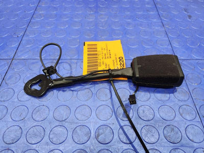 2018 Volkswagen Passat Front Seat Belt