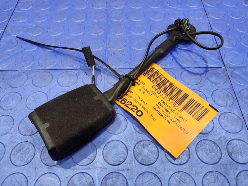 2018 Volkswagen Passat Front Seat Belt