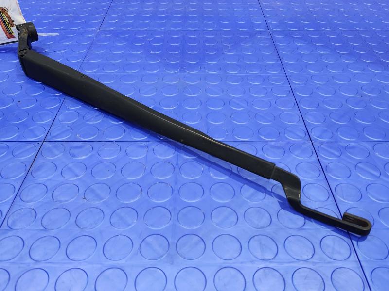 2013 Toyota Prius Wiper Arm