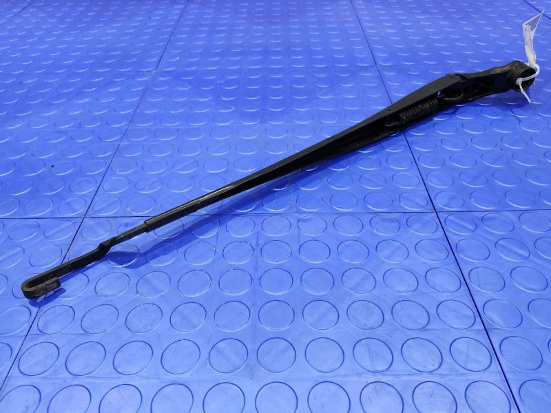 2013 Toyota Prius Wiper Arm