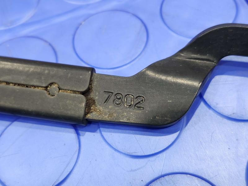 2013 Toyota Prius Wiper Arm