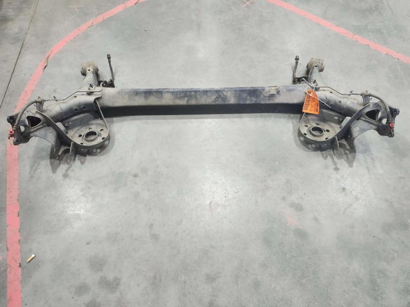 2014 Toyota Prius Beam Axle