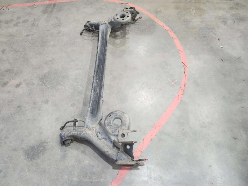 2014 Toyota Prius Beam Axle
