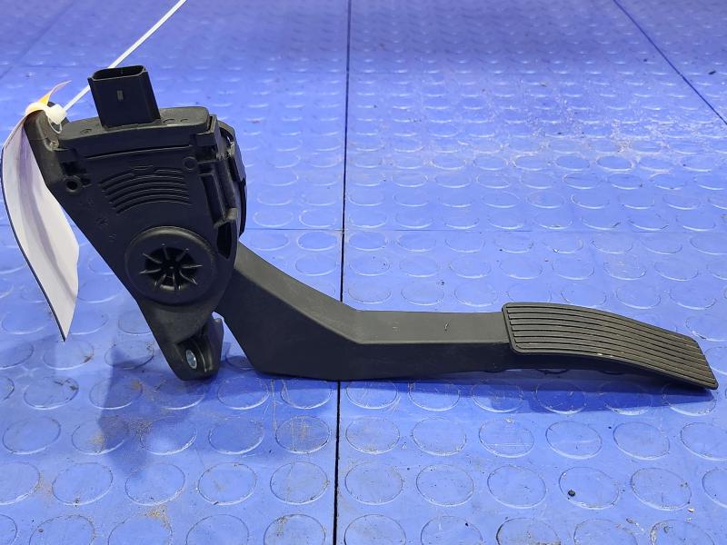 2008-2012 Ford Escape Accelerator Pedal Assembly Genuine OEM BL84-9F836-AA