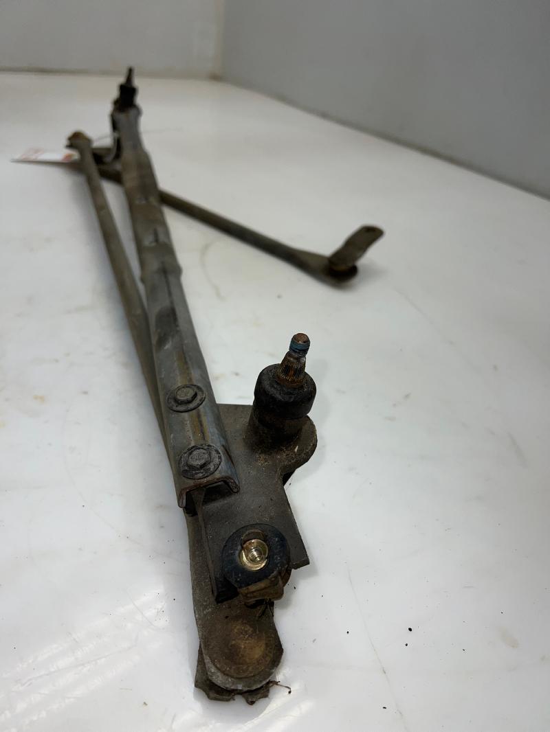 1999 Chevrolet Silverado 1500 Wiper Trans. Linkage