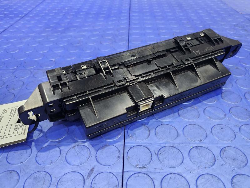 2017 Toyota Prius Heater A/C Control