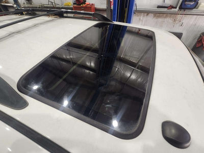 2009-2012 Ford Escape Sunroof Glass Assembly with Motor And Frame Genuine OEM 8L8Z7850054A 9L8Z78502C22B 9L8Z15790B