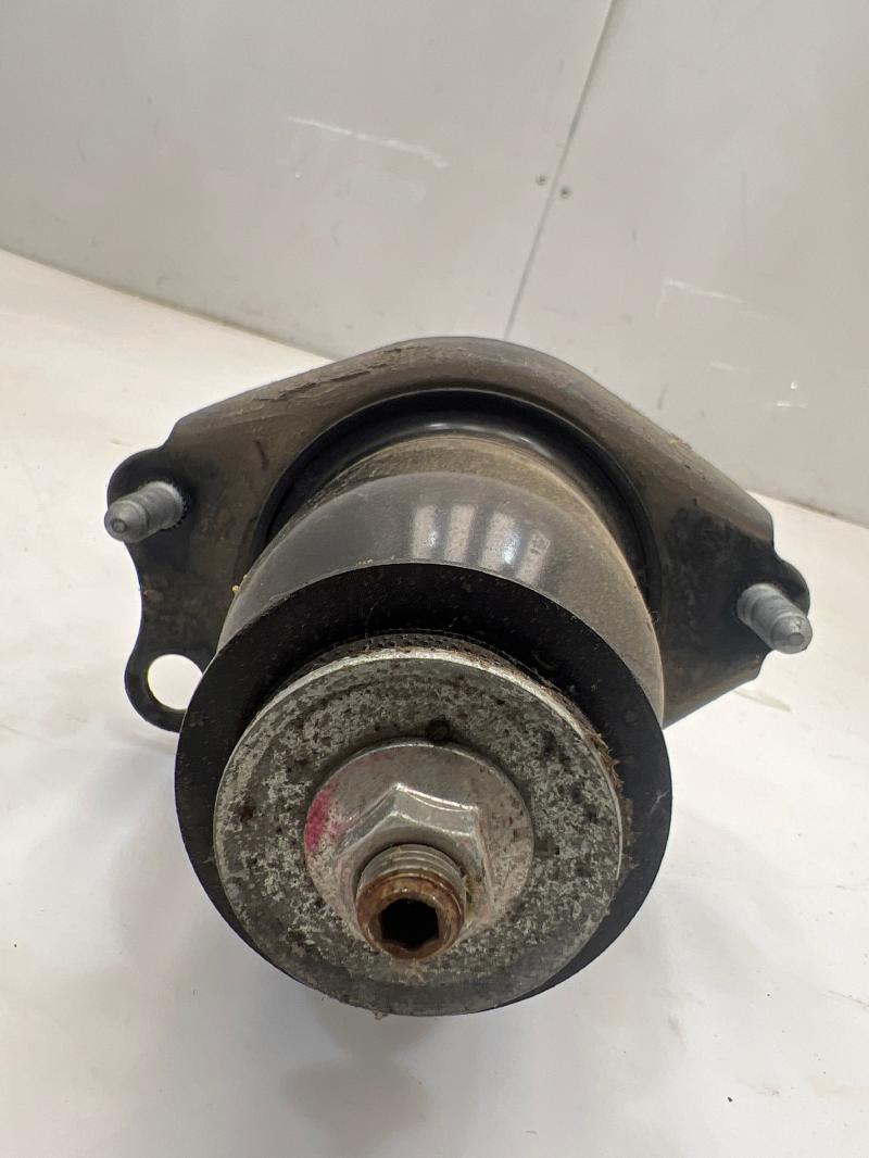 2007 Toyota Corolla Strut Assembly