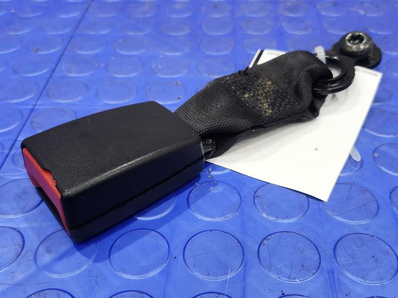 2017 BMW X1 Rear Seat Belt
