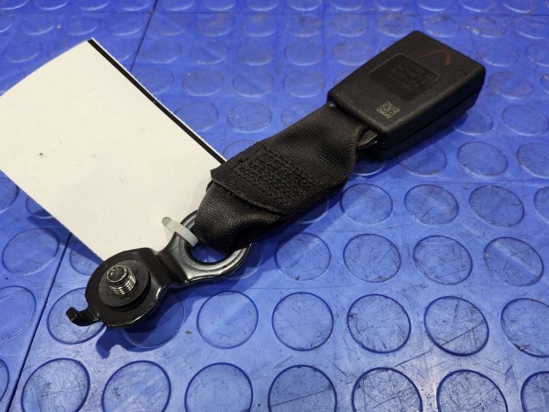 2017 BMW X1 Rear Seat Belt