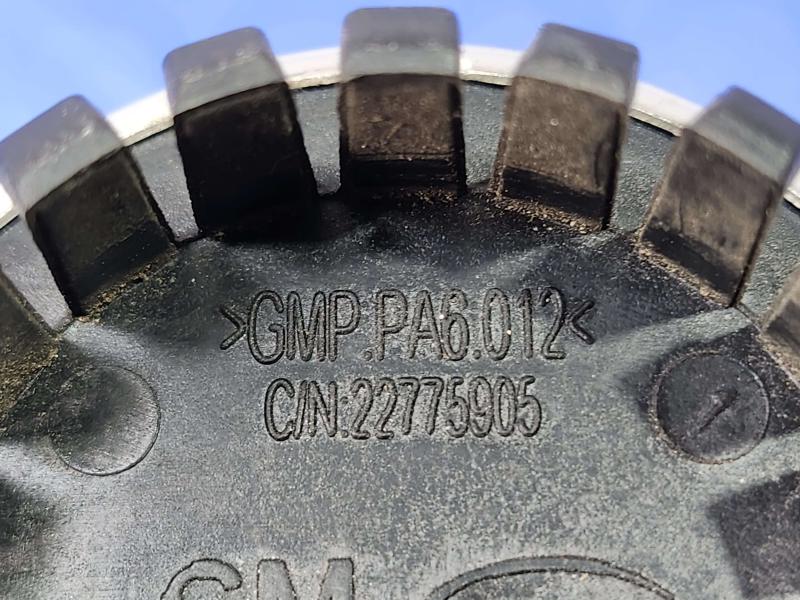 2015 Chevrolet Camaro Center Cap