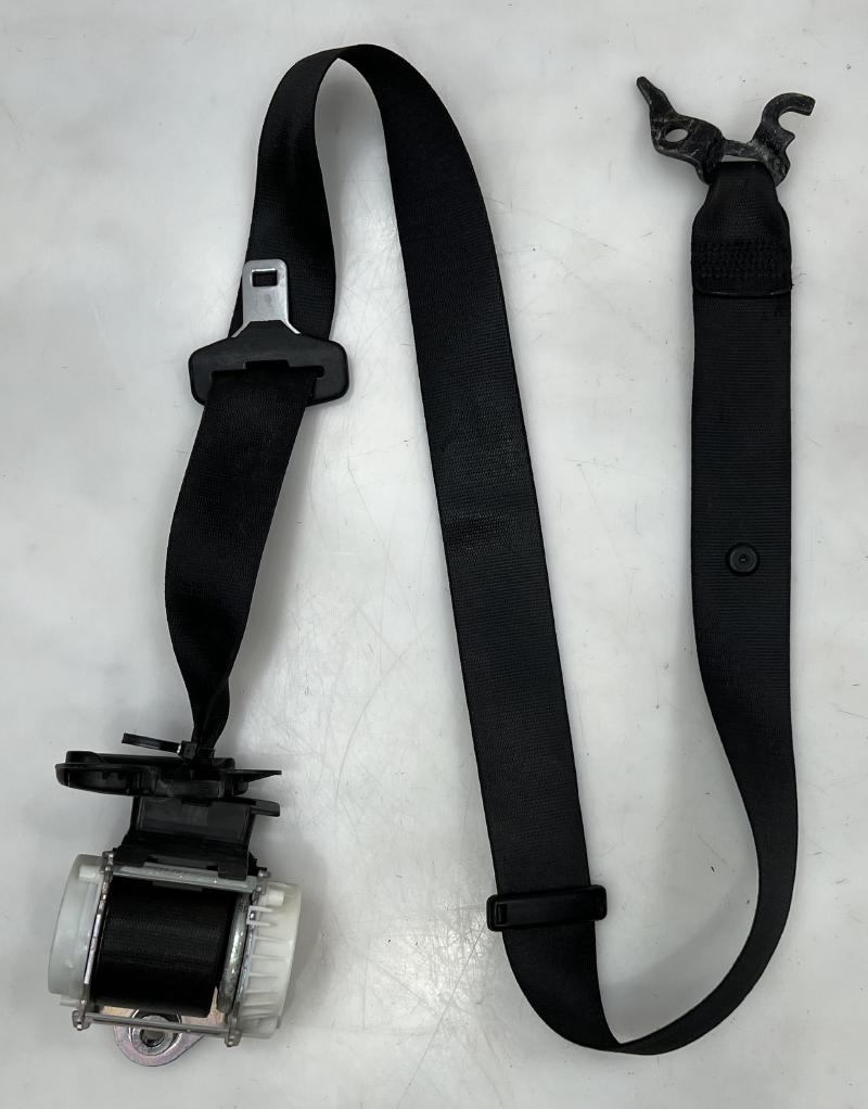 2007 BMW 328i Front Seat Belt
