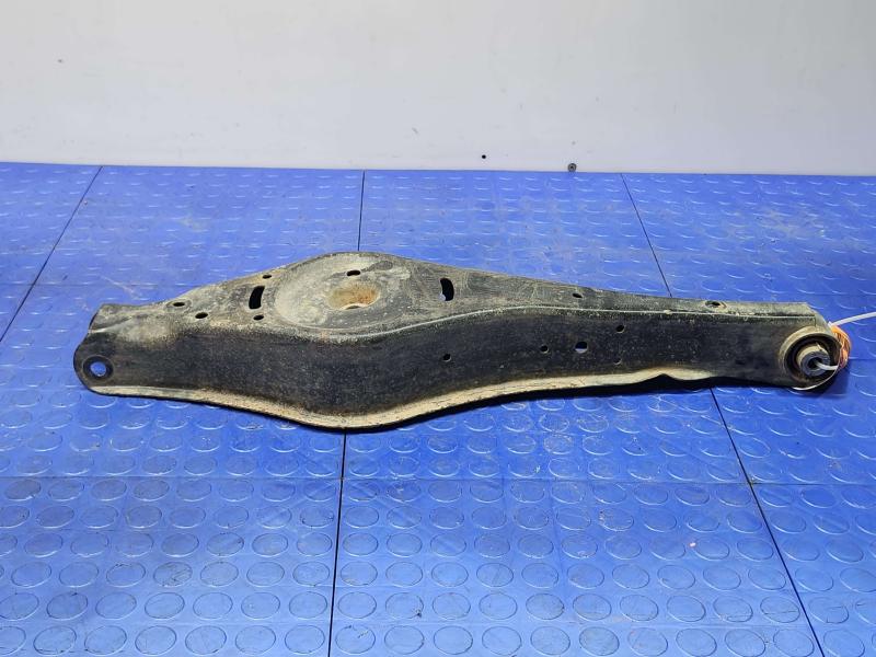 2015 Volkswagen Beetle Lower Control Arm Rr