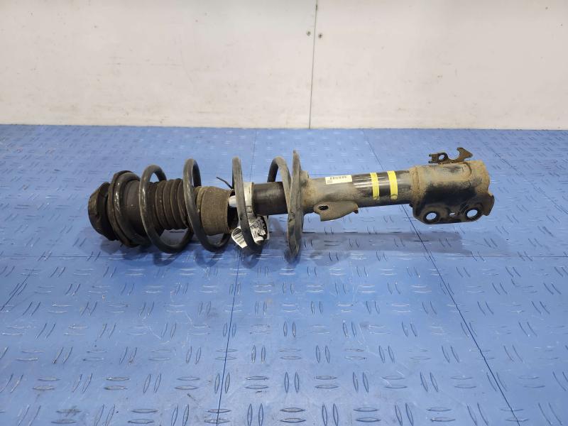 2013 Toyota Yaris Strut Assembly
