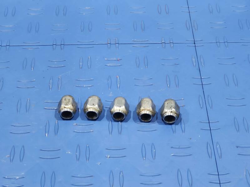 2017 Toyota Corolla Lug Nuts